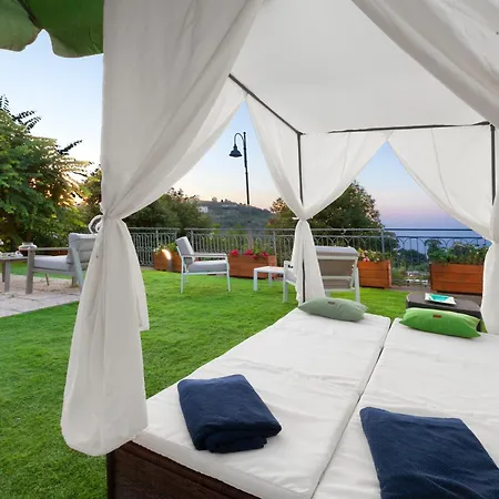 ヴィラ Luxury In Villa, Terrazzo Privato *